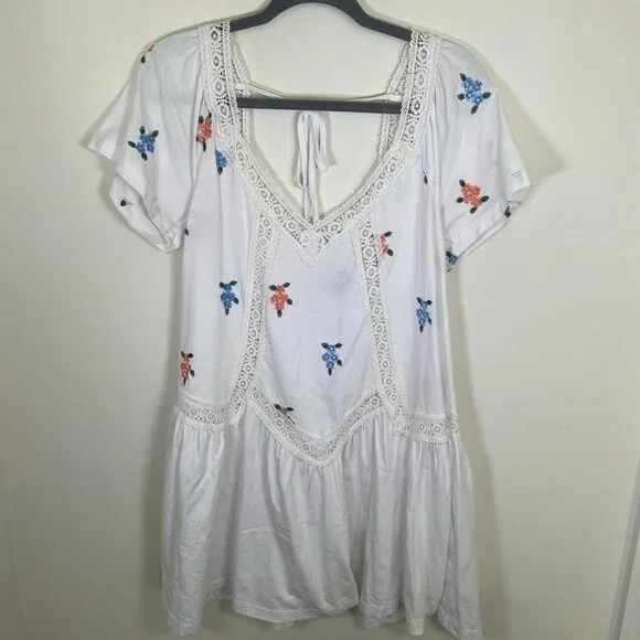 sachin and babi light blue dress ALICE + OLIVIA Julietta Midi Slip Dress main image 1